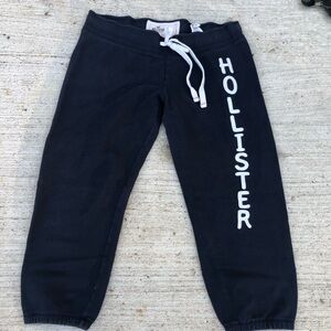 HOLLISTER Womens Graphic capri sweatpants Navy Blue Cotton